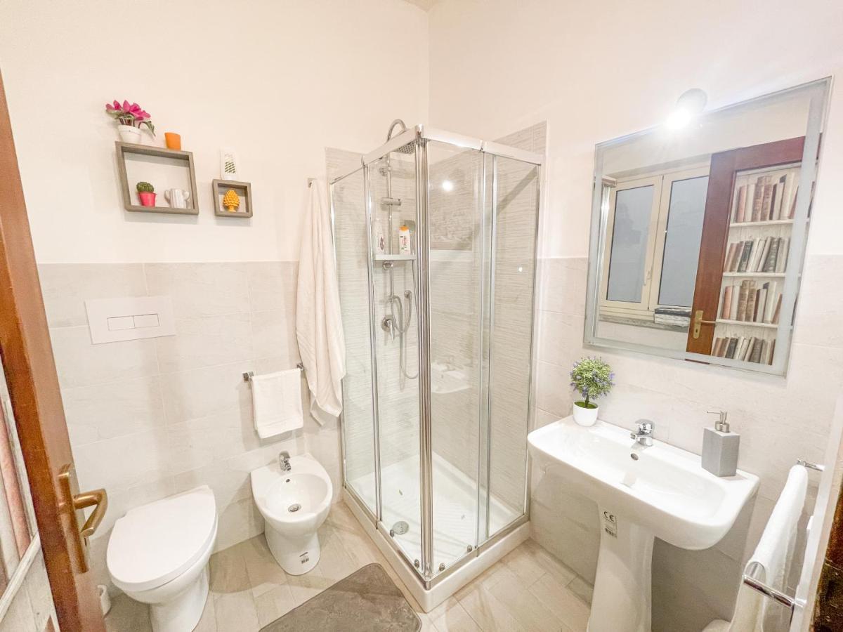 Al Politeama Rooms B&B Palermo Bagian luar foto