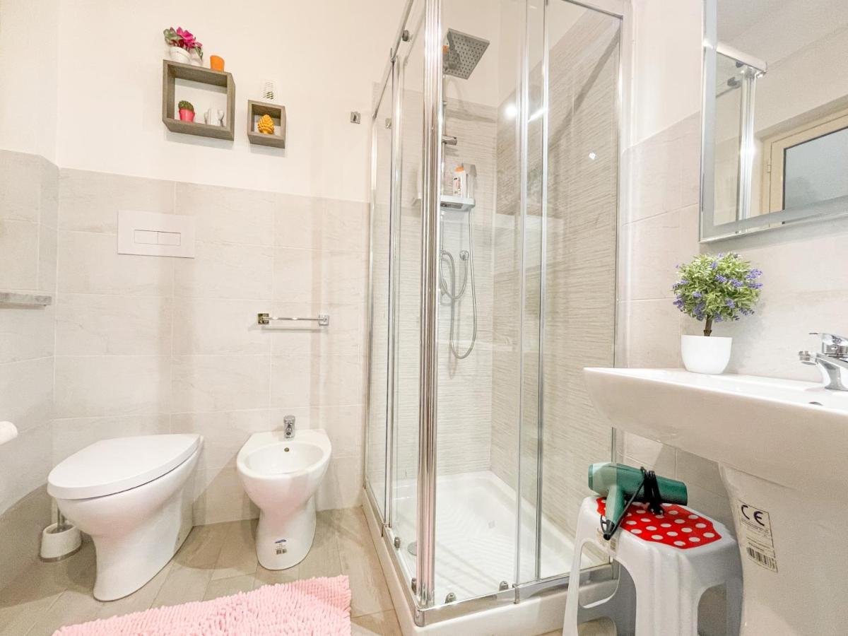 Al Politeama Rooms B&B Palermo Bagian luar foto