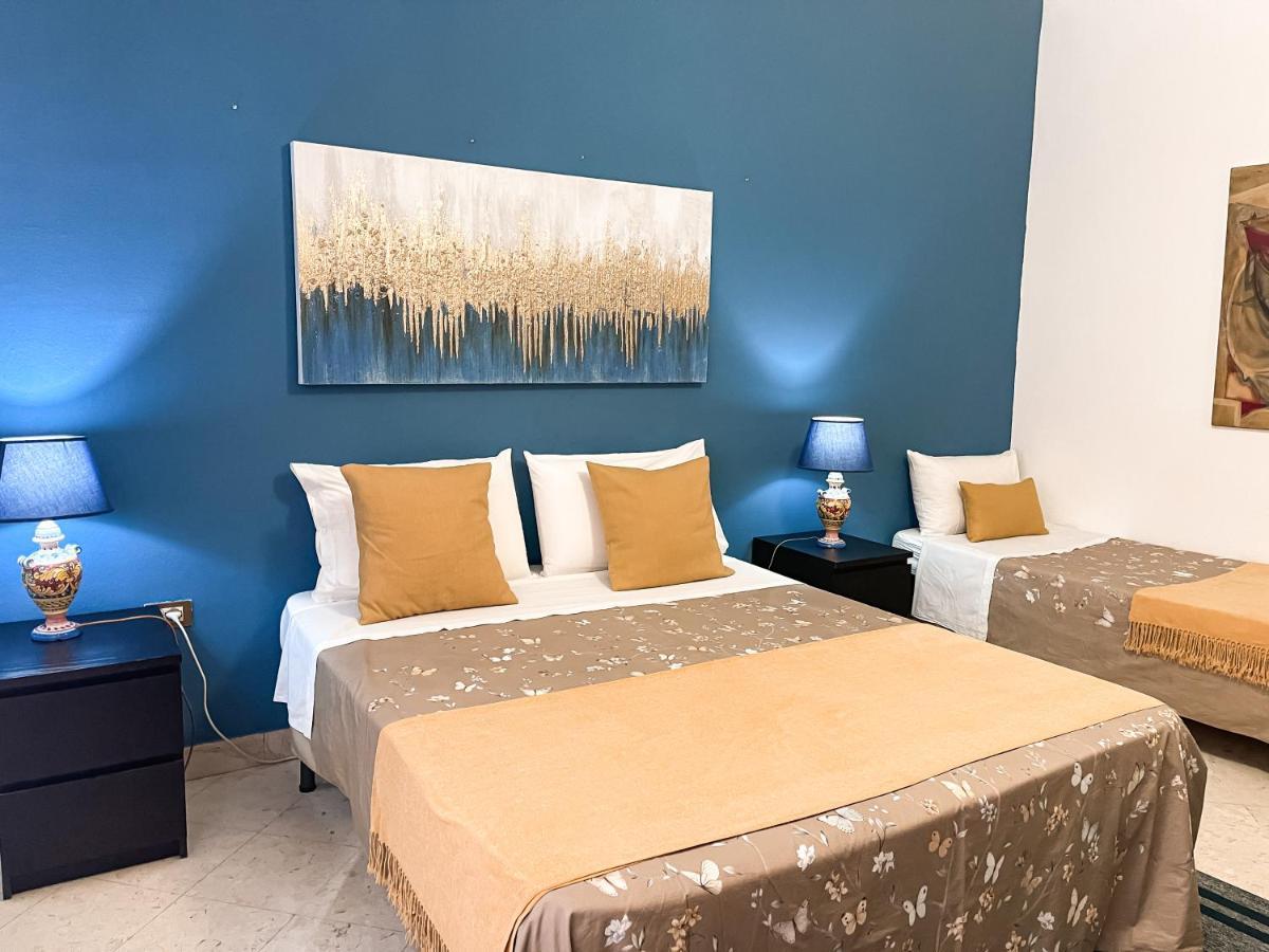 Al Politeama Rooms B&B Palermo Bagian luar foto