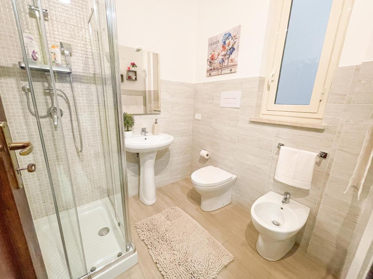 Al Politeama Rooms B&B Palermo Bagian luar foto