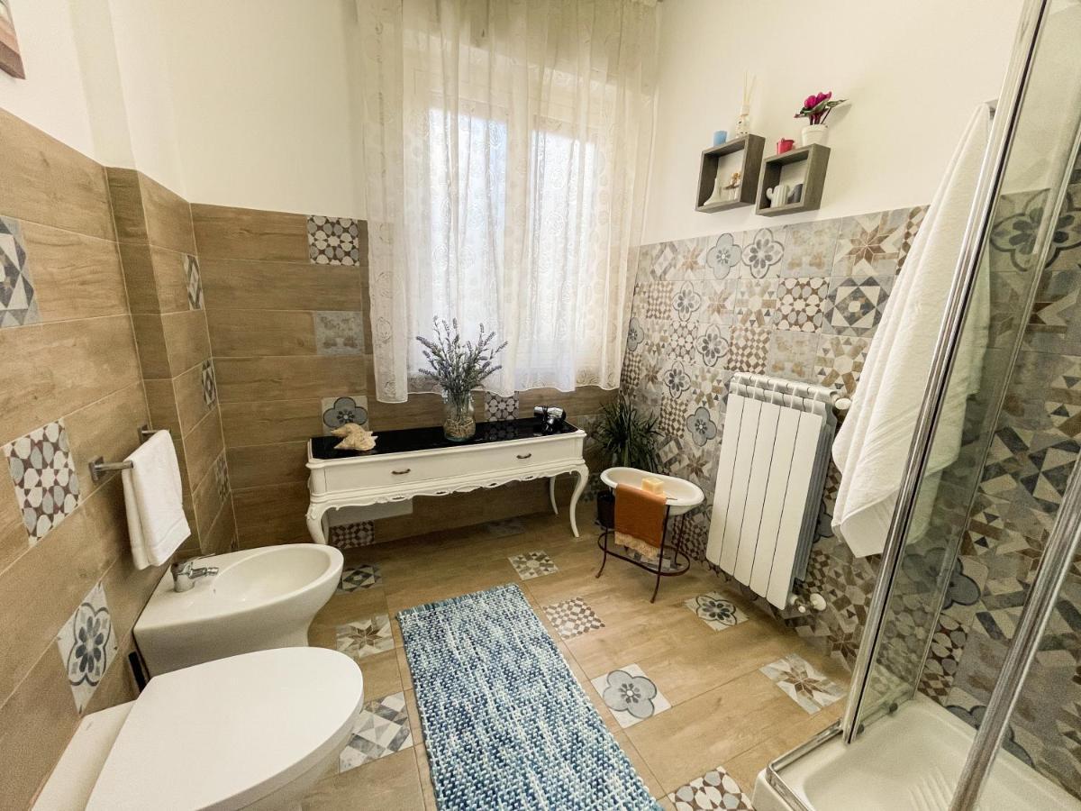 Al Politeama Rooms B&B Palermo Bagian luar foto