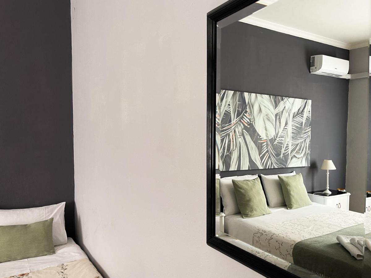 Al Politeama Rooms B&B Palermo Bagian luar foto