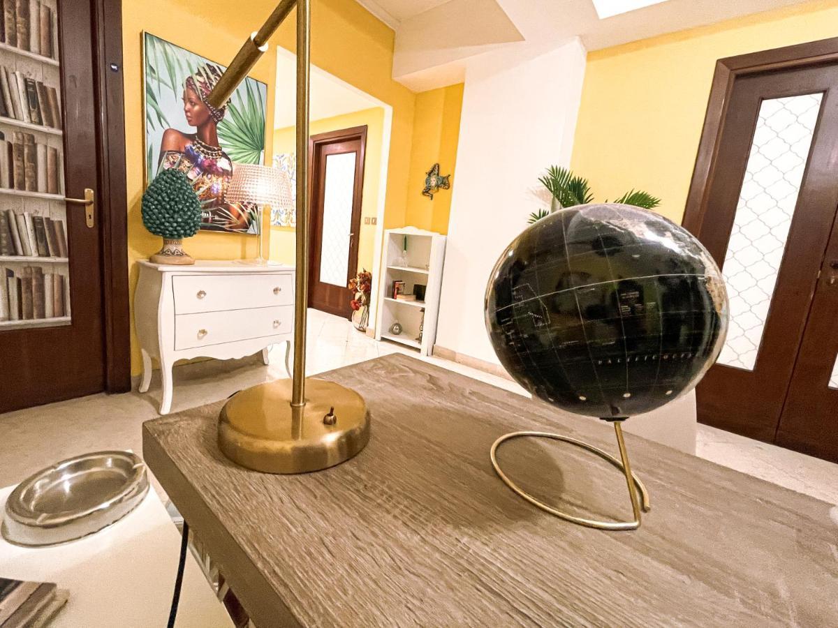Al Politeama Rooms B&B Palermo Bagian luar foto