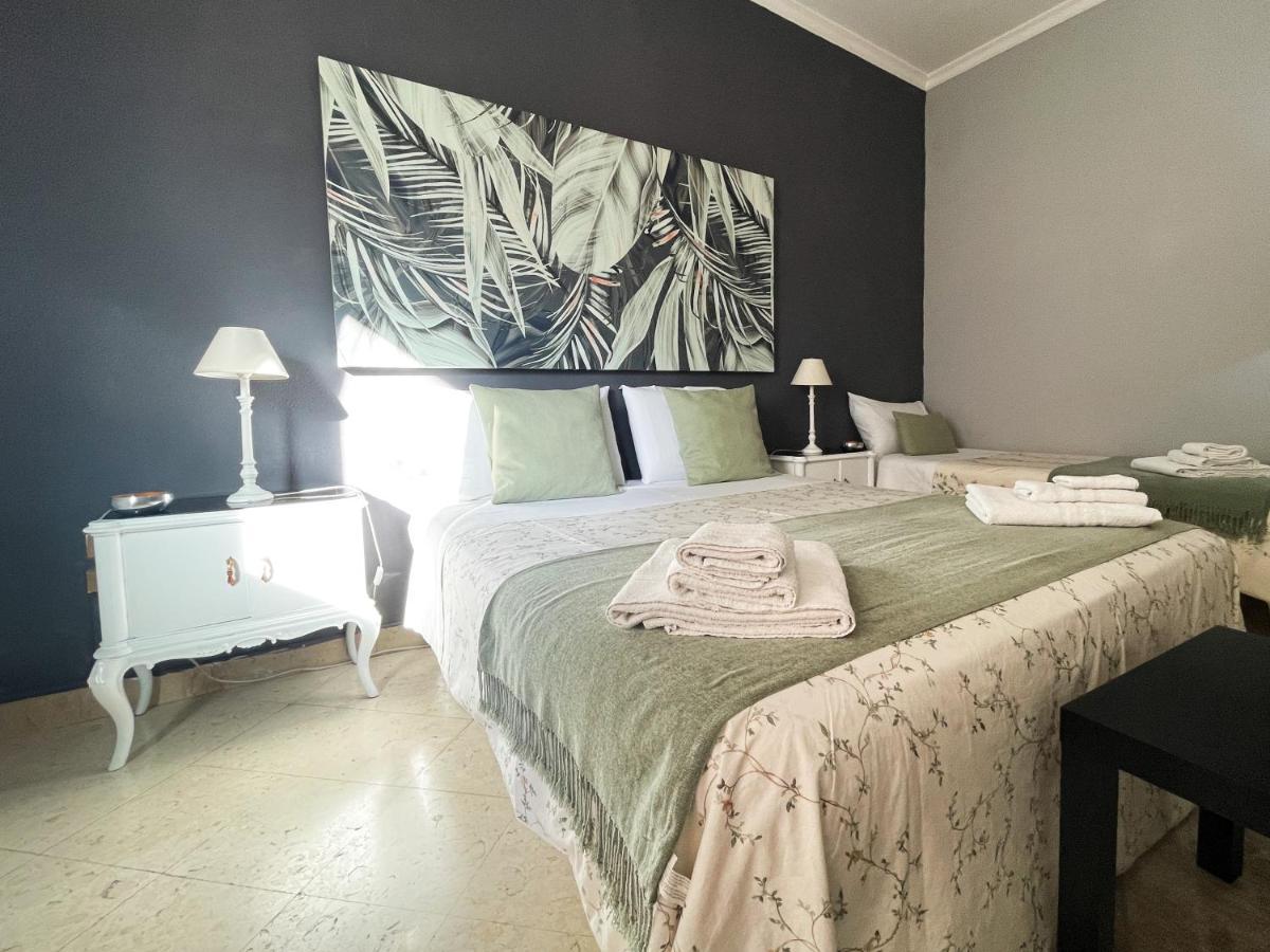Al Politeama Rooms B&B Palermo Bagian luar foto